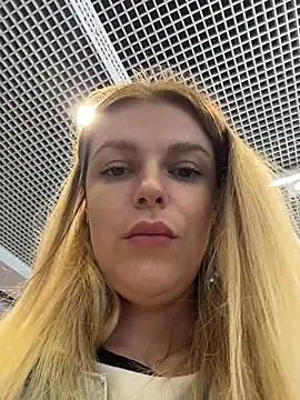 HarrietDart 即時 XXX 聊天