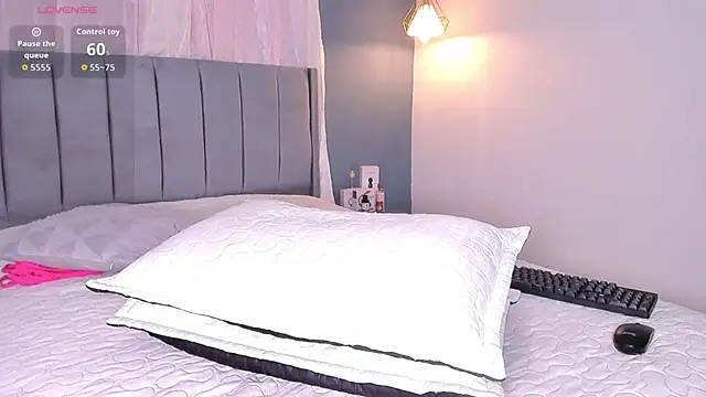 valentina_Noa Chat XXX in diretta