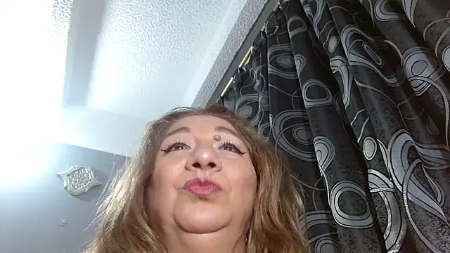 Chat XXX Live _SamanthaDoll_