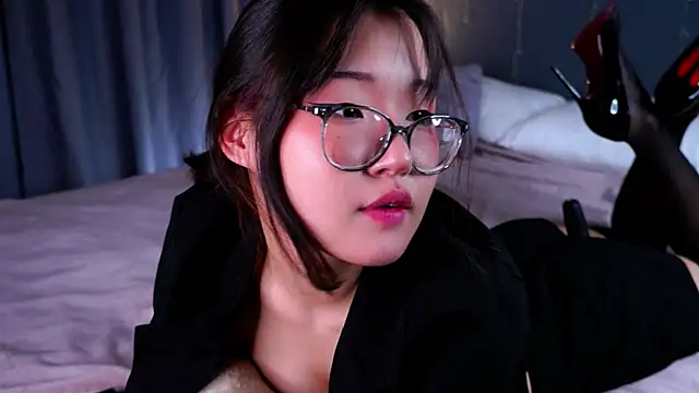 NelleMihalko 现场XXX聊天