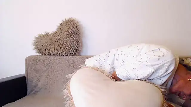 AshlineKatte's Webcam Show
