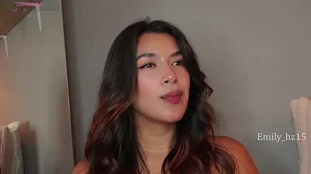 XXX chat uživo modela Missemily_11