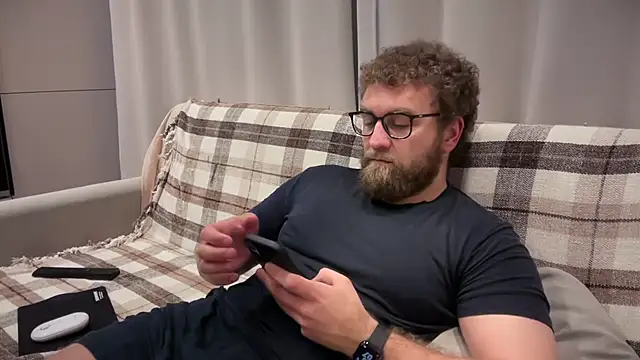 Bear_bear_ Show in webcam