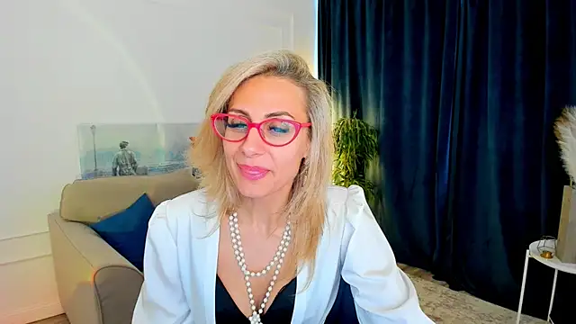 دردشة MuseOfStage الجنسية المباشرة