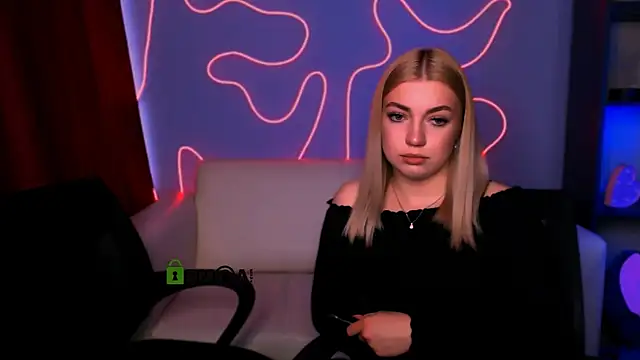 XXX chat uživo modela lisa_dark_