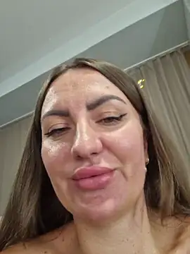 KamaSons Adlı Modelin Canlı XXX Sohbeti