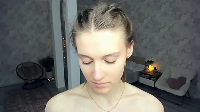 LianneBynon লাইভ XXX চ্যাট