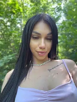 عرض كام ilariea_girl