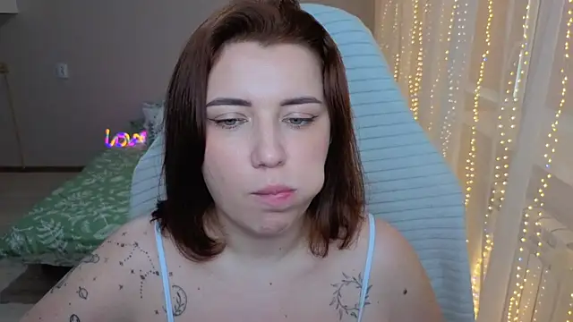 Онлайн чат XXX ShyPerfect