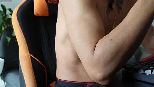 Vbenz28n Live XXX chat