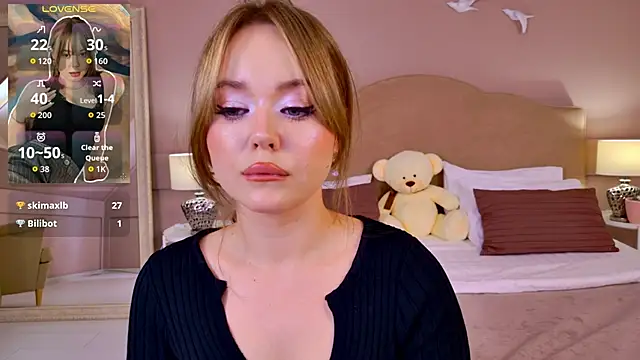 ElaraVance live XXX chat