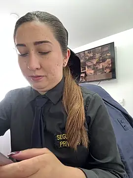 suzy-111n Live XXX chat