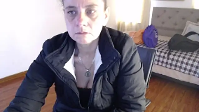 sasi_lunan Live XXX chat