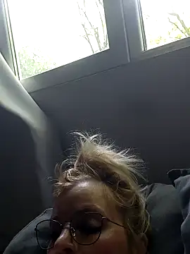 BritneyHudson Chat XXX live