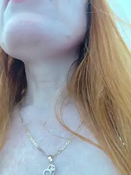 emlana – Naživo XXX chat