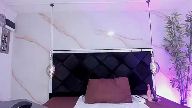 Ibbie_drastic's Live XXX Chat