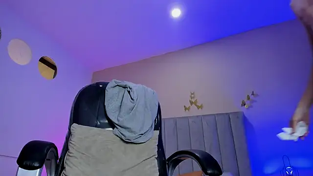 Nascary_Fox Live XXX-chat