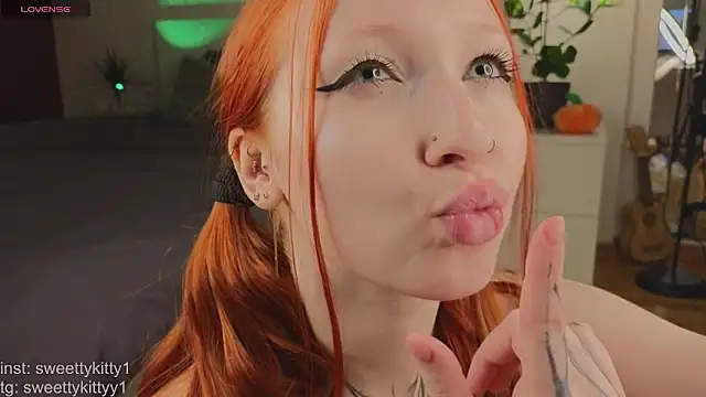 Živý XXX chat sweettykitty