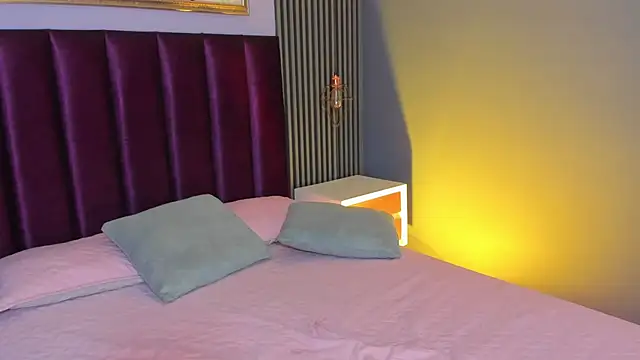 LauraAristizabal Webcam show