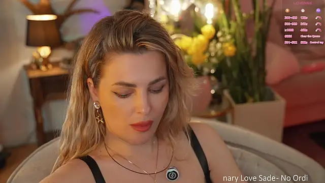 Lady--M's Webcam Show