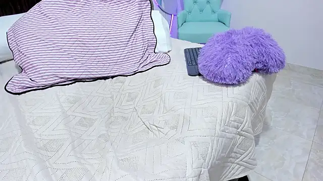 Živý XXX chat RoxxanneMooree