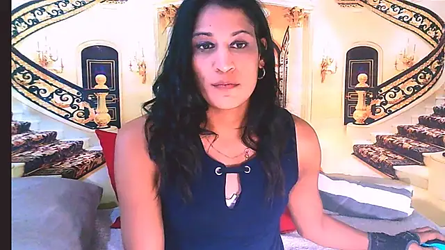 Chat +18 de IndianSexcSmyle ao vivo