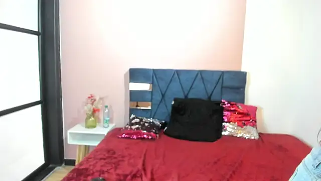 LiaCooper_n Live XXX chat