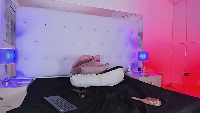 Aria_Sims Chat XXX live