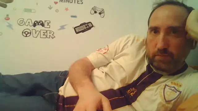 tioenbolas78's Live XXX Chat
