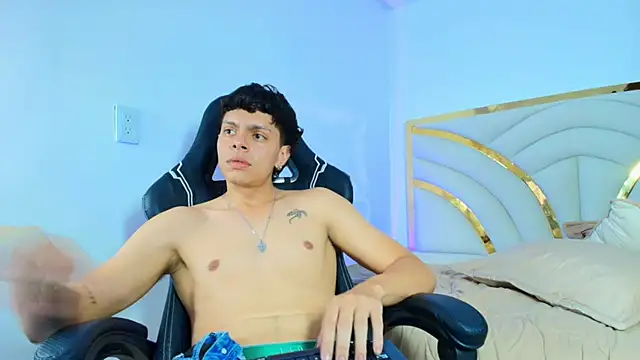 Milo_Storm Live XXX Chat