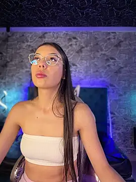 دردشة Emiily_Rouse الجنسية المباشرة
