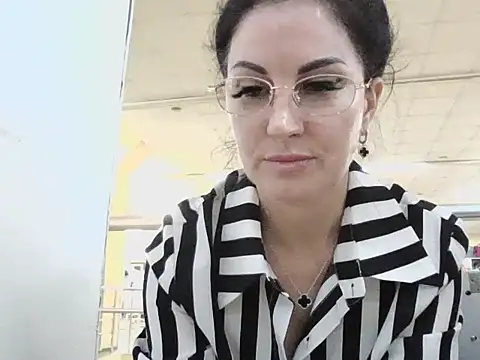 Sweaty20's Live XXX Chat
