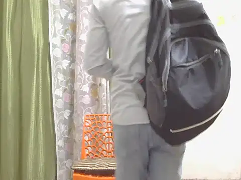 Stubborndesiboy's Live XXX Chat