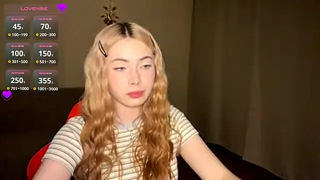 Онлайн чат XXX JacquiKelder