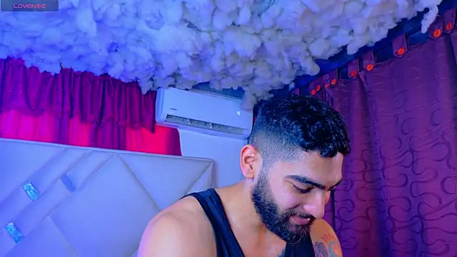 Rich_boy01 Obrolan Langsung XXX