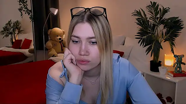 blonde_angell: απευθείας συνομιλία ΧΧΧ