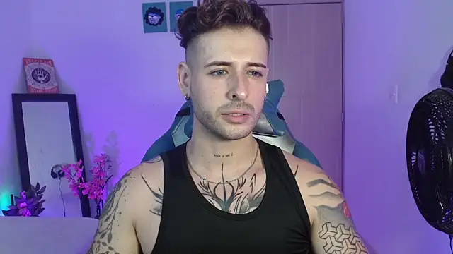 Chat XXX en directo de Ares_blue