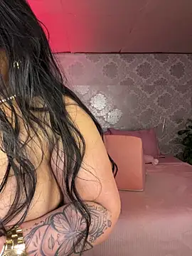 Vicky_Saidi লাইভ XXX চ্যাট