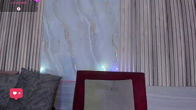 XXX chat uživo modela BriannaChelsea