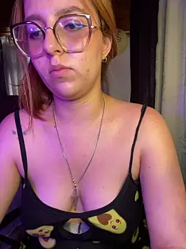 Chat XXX ao vivo de CoraVibes
