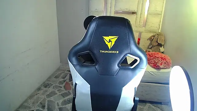 XXX chat uživo modela Didi_hard