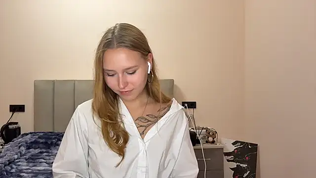 AlisaDreamy live XXX chat