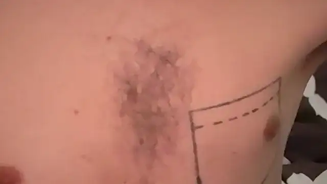 Heretogetnaked's Webcam Show