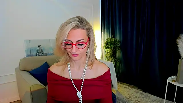 MuseOfStage Show in webcam