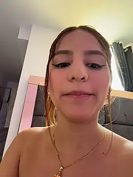 ViankaRose Chat XXX in diretta