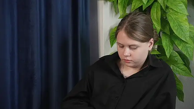 KarleenMcshaw webcam show