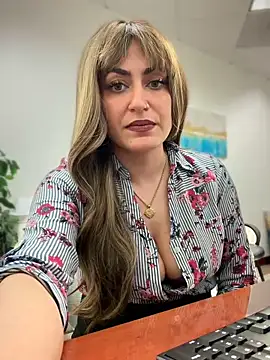 YourQueen18 Webcam-Show