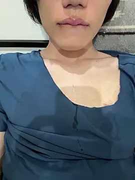 nlxq_ll Show in webcam