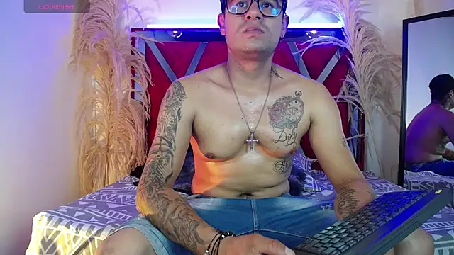 Nickk_21_ Obrolan Langsung XXX