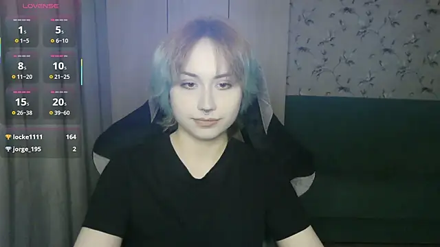 LeisaHopperstad's Webcam Show